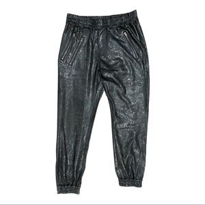 Women’s joggers